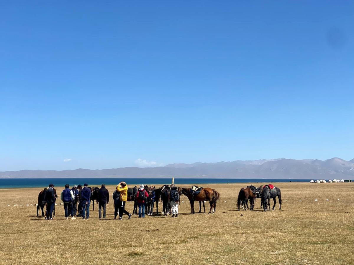 Yurt Camp Ali-Nur At Lake Song-Kol Юрточный Лагерь Али-Нур Озеро Сон-Куль Сон-Куль Кыргызстан Нарын Kyrgyzstan Naryn Kültér fotó