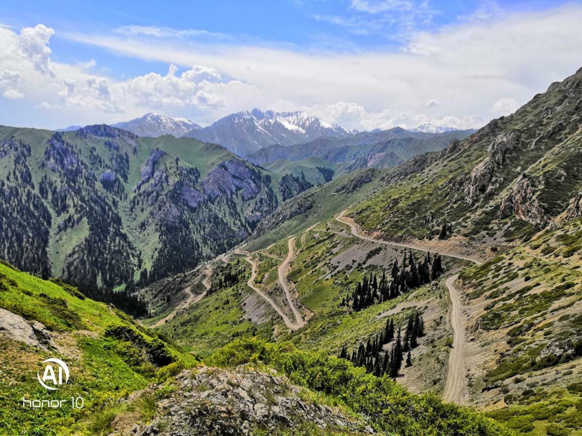 Yurt Camp Ali-Nur At Lake Song-Kol Юрточный Лагерь Али-Нур Озеро Сон-Куль Сон-Куль Кыргызстан Нарын Kyrgyzstan Naryn Kültér fotó